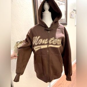 ☘️Monterey Sweatshirt